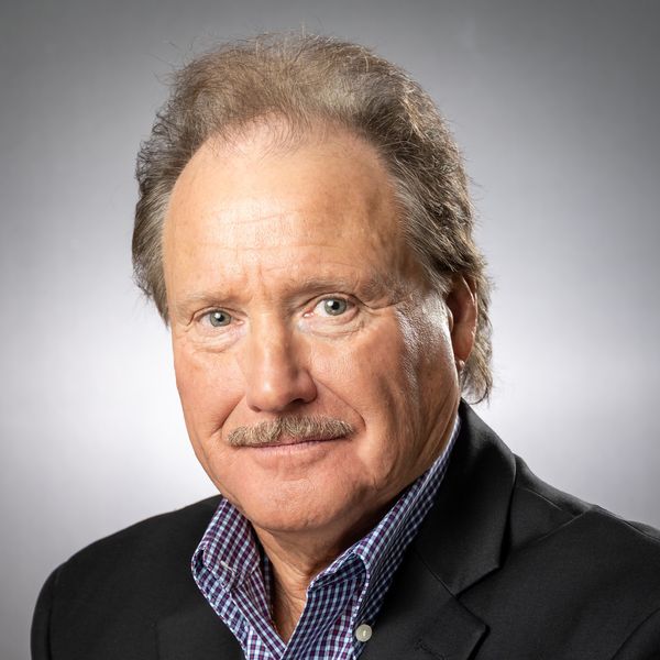 Gary Wade, Associate